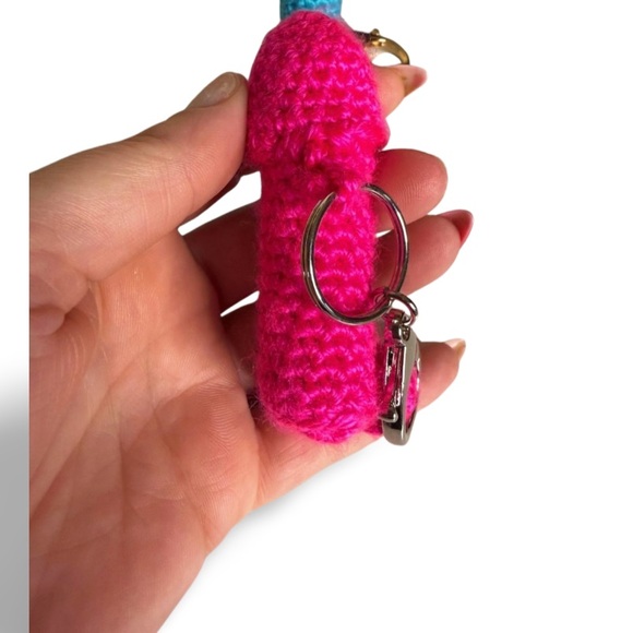 🍆BUY NOW🍆Handmade Cheeky Crochet Chapstick Holder Keychain - Picture 8 of 10